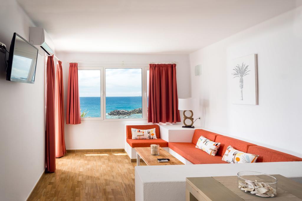 Neptuno Suites - Adults Only Costa Teguise Chambre photo